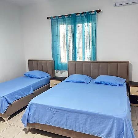 Apartment Reni *